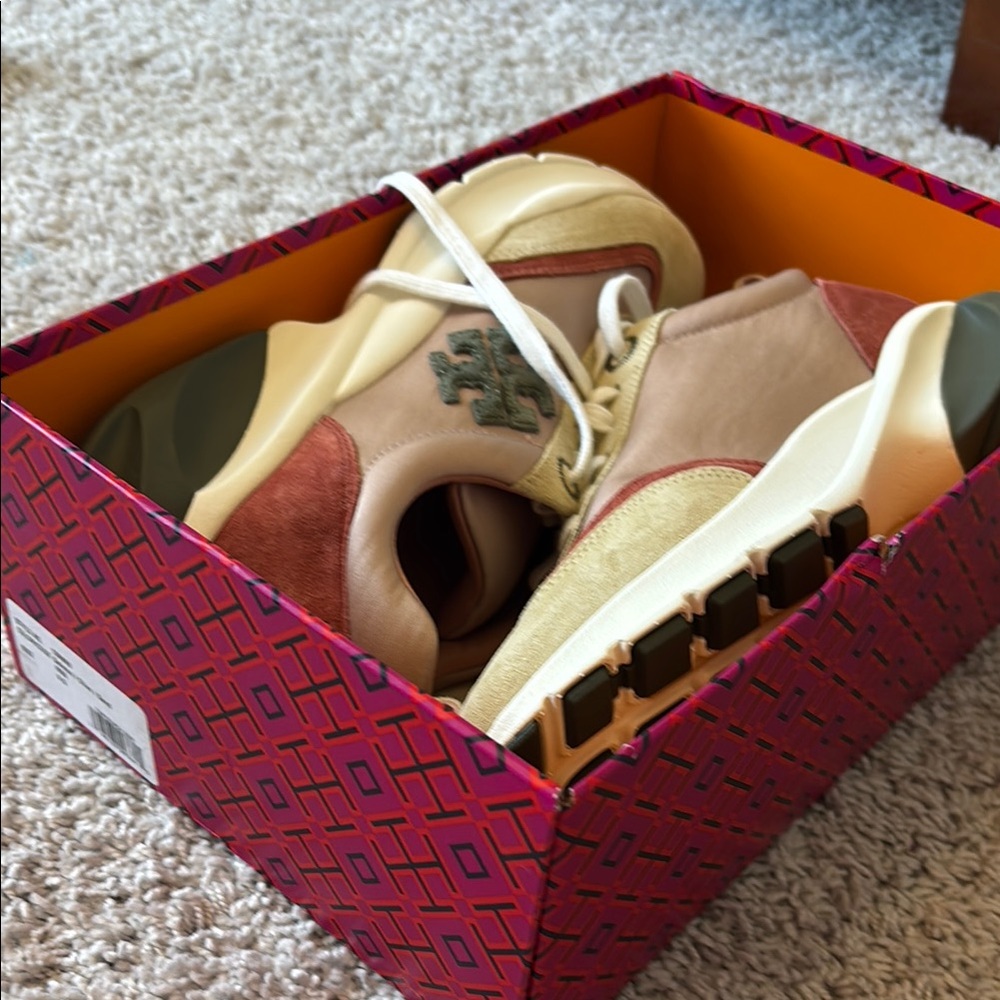 NWT Tory Burch Athletic Shoes for women. - Picture 9 of 10